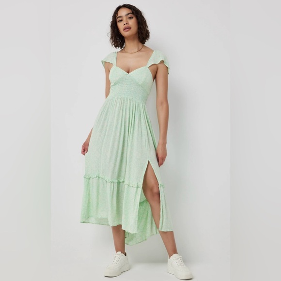 Large Green Maxi Dress - Picture 1 of 6